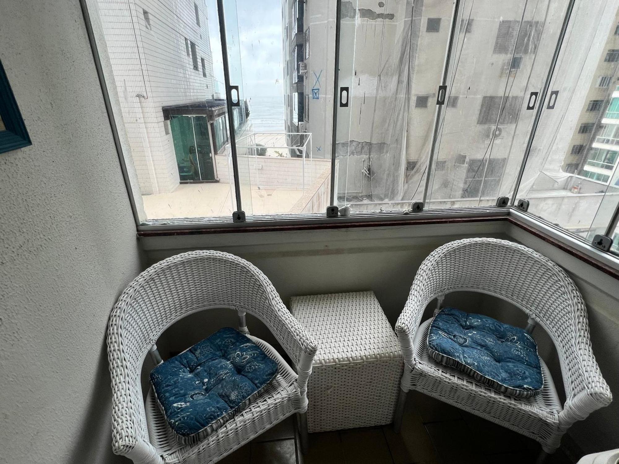 Quadra Mar Em Bc Apartamento